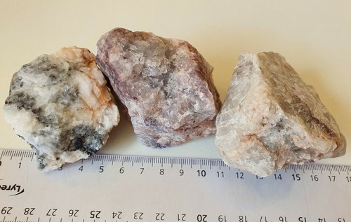 Chalkopyrit,Fluorit,Baryt,Grub