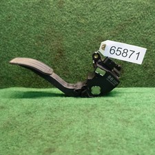 Gaspedal elektr. Nissan Pulsar (C13) 1,2DIG-T 85kW BJ.2015 18002-3RA0B