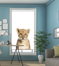 Niedliches Jungtier Peeking