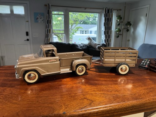 Vintage gold bronze tonka - gold,