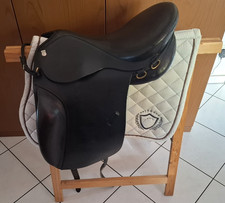 Massimo Sattel Tölt 2 mit Französischen Kissen und Glattsitz (17,5/32)