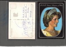 original Autogramm ---von  Boy George ---   auf Postkarte mit  -- Lady Diana