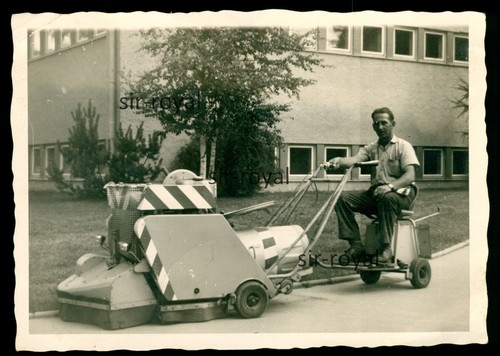 Kleine kehrmaschine 1960er - kleine,