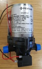 Shurflo (Pentair) Trail King 12V 20PSI 7 L/MIN Wasserpumpe für Wohnwagen Wohnmobil