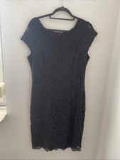 Schönes Kleid Dunkelblau