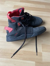 Supra Muska Herren Sneaker Schwarz Rot Gr 47 1/2
