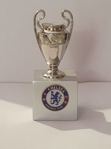 Pokal uefa chelsea - uefa,