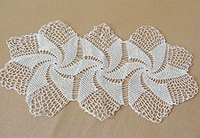 Spitzendecke 38 cm zu 20 cm