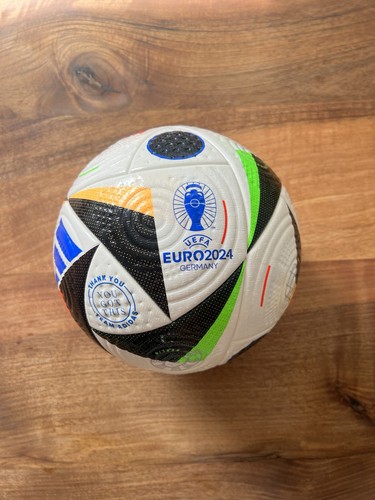 Adidas fußballliebe pro omb - adidas,