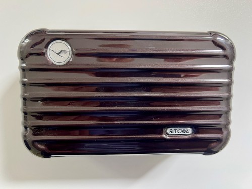 Lufthansa first class - first, amenity