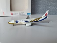 Herpa Air China Zichen Hao - Capital Pavilion Liner Airbus A330-200 B-6076 1:500