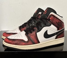 Nike Air Jordan 1 Mid SE