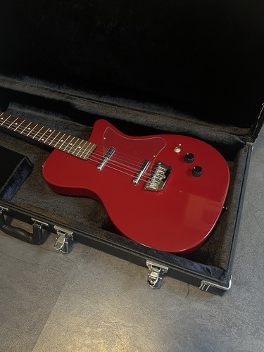 Danelectro made in korea - u2,
