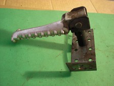 Fußraster hinten klappbar