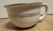 Waechtersbach Nachttopf Nachtpott creme mit Goldrand und Goldverzierungen  