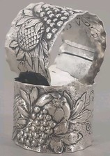 Paar Serviettenringe 800er