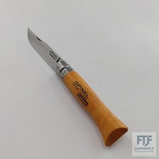 Opinel fickkniv nr 06 av kolstål med handtag i bokträ