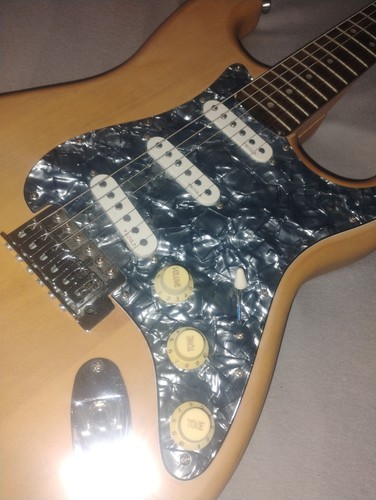 Squier fender gitarre - by,