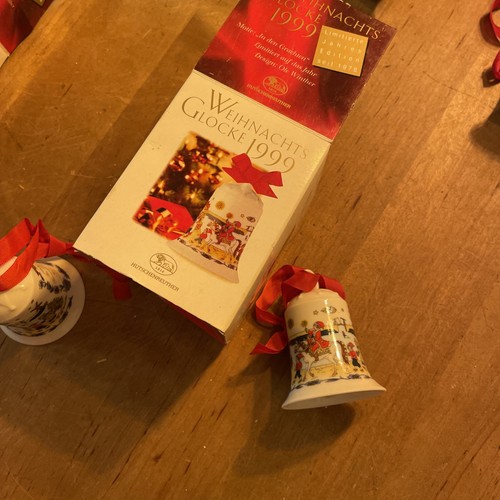 Porzellan weihnachtsglocke von - porzellan,