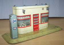 1:43 TIPPCO ESSOLUB/STANDARD Tankstelle Gehäuse/Zapfsäule/Boden ERSATZTEIL! RAR!