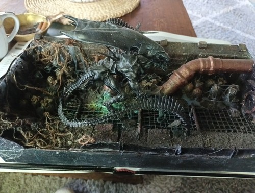 Alien kunst reliev queen von - alien,