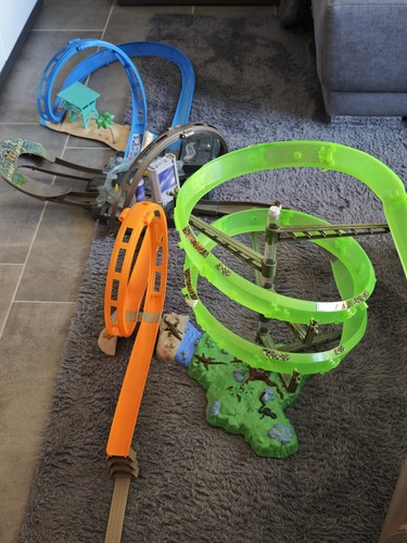 Hot wheels highway world - hot,