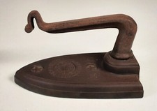 Antik Bügeleisen, Plätteisen, H. Pauris & CE Paris, Chambon Lacroisade, #B460