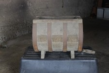 Butterfass antik als Dekoelement anzubieten I