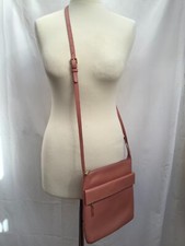 MODALU ENGLAND DAMEN