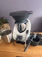 Thermomix TM5 Küchenmaschine, Varoma, Cook Key, 2 Töpfe