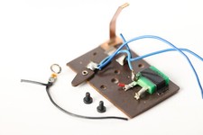 Ersatzteil Fleischmann H0 für BR 110 444-7  E-Lok  Umschalter (315671) #5926#