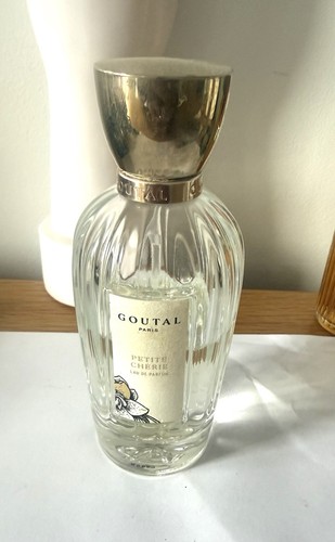 Petite chérie eau - eau, toilette
