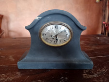 Kaminuhr, Vorbesitzer Robert Ley, 1500 g 20 cm breit, 15 cm hoch und 7 cm tief