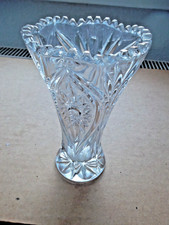 dekorative  DDR  Blumenvase -  18 x 11 cm  alles ganz  --  (K3)