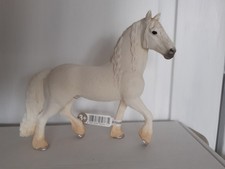 Schleich, Weißer Friese, Sonderedition mit Zertifikat und Fähnchen