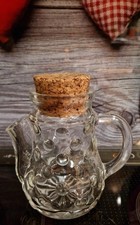 Erdnuss-Spender Kännchen