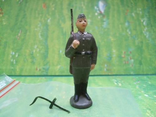 Lineol nva soldat mit gewehr - soldat,
