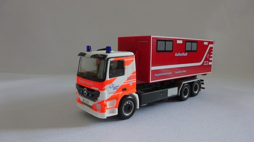 Herpa actros wlf 9 - actros,