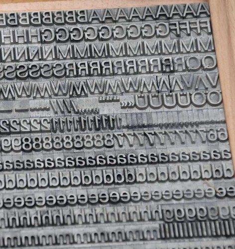 Grotesk mm bleischrift - 7,5,