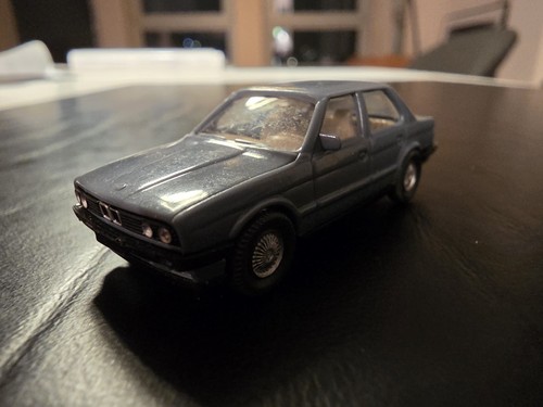 Wiking bmw 320i e30 - bmw,
