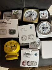 30 Teile Sonderposten 30x Wecker Tischuhr Wanduhr Posten Kundenretouren
