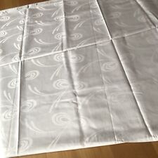 Brokat Damast Stoff 127 x 138  Neu weiß Schleifen Muster, Bettdecke