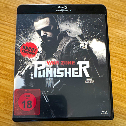 Punisher war zone uncut - punisher:,