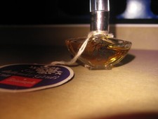 TRIUMPH  Fashion Style Parfum 3ml Unbenutzt mit Ettikett