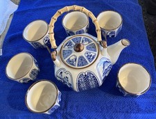 Teeservice weiß mit