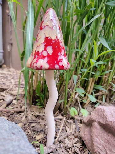 Charmanter keramik pilz - charmanter, keramik-pilz