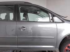 VW Touran 1T Tür vorn rechts Beifahrertür LD7X platinumgrey BJ2006 Rohbau