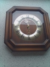 Dugena Wanduhr 70er/80er Jahre Holz mit Quarzlaufwerk