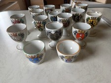 Sammlung alter Eierbecher Andenken Wappen 16 Stück