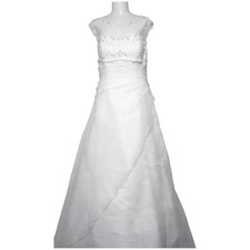 Ladybird, Hochzeitskleid